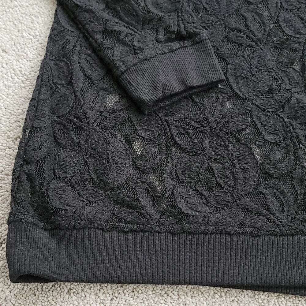 A.N.A Lace top - Picture 3 of 3